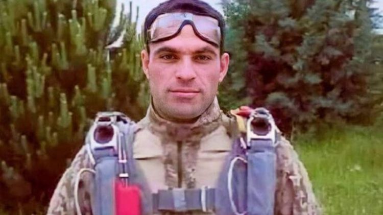 Milli Qəhrəman Pəncəli Teymurovun məzarı 100 metrlik bayraqla ziyarət edildi -  FOTO