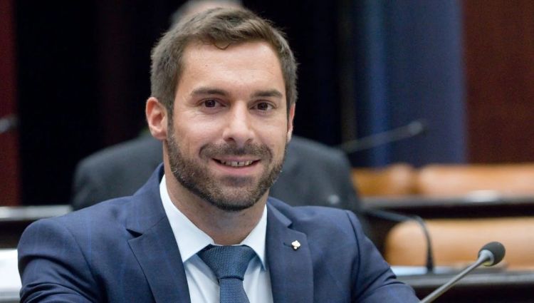 Fransız deputat islamofobiyanı normal hesab edir