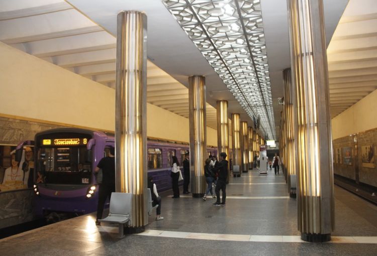 Bakı metrosunun stansiya rəisi vəfat edib - FOTO