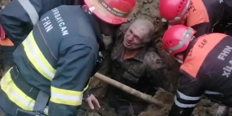 Qobustanda qazıntı işləri zamanı torpaq çöküb,  ölən var - VİDEO