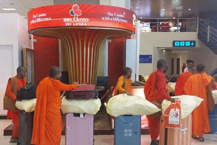 Şri-Lankada narkotik daşıyan 22 rahib saxlanılıb