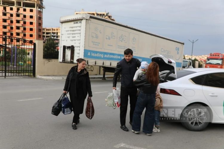 Xocavəndə, Qırmızı Bazar qəsəbəsinə və Xanobaya köç karvanları yola salınıb