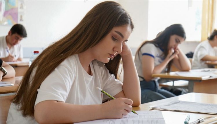 Dövlət məktəblərində yuxarı sinif şagirdləri ilə bağlı yenilik