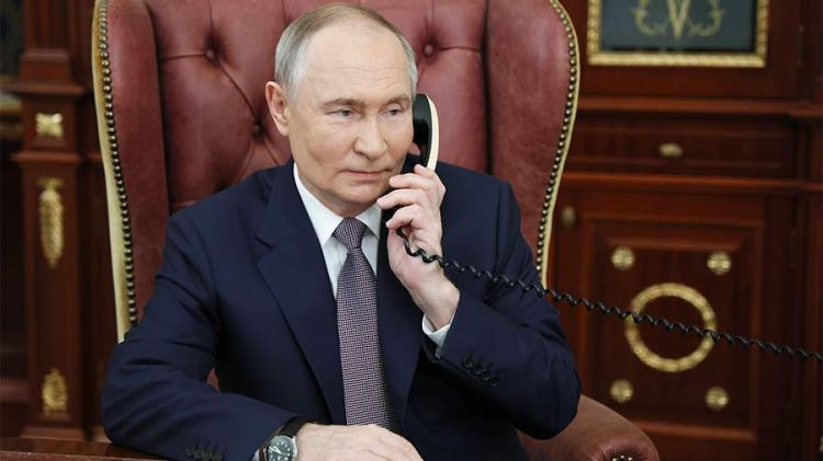Putin Trampla telefon danışığı aparıb