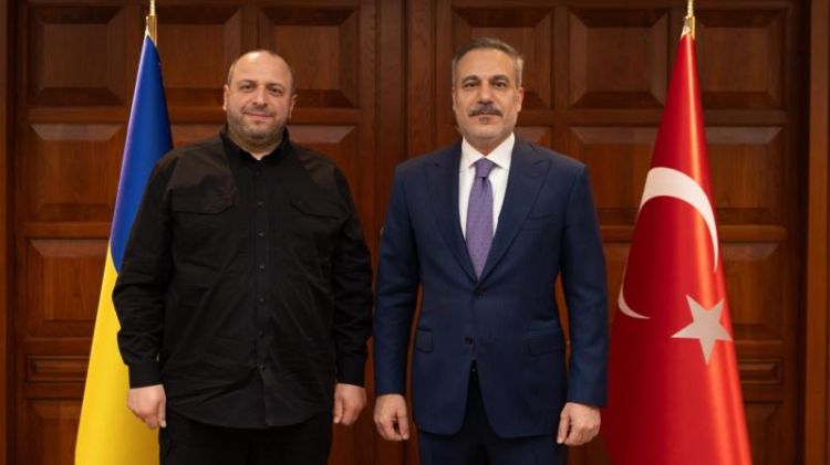 Hakan Fidan Ukrayna Milli Təhlükəsizlik katibi Umerov ilə görüşüb