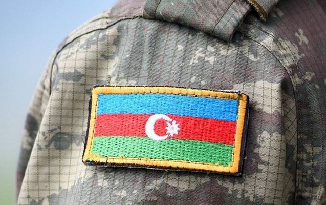 Hərbi qulluqçuların şəxsi jetonla təmin edilməsi qəbul edildi