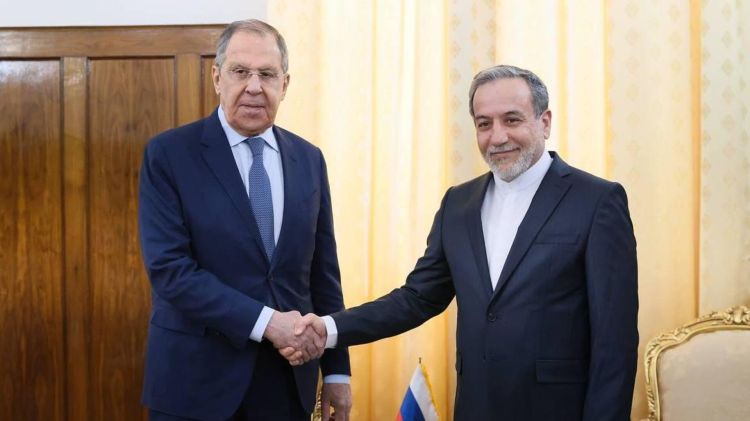 Əraqçi Lavrov ilə ABŞ-İran danışıqlarını müzakirə edib