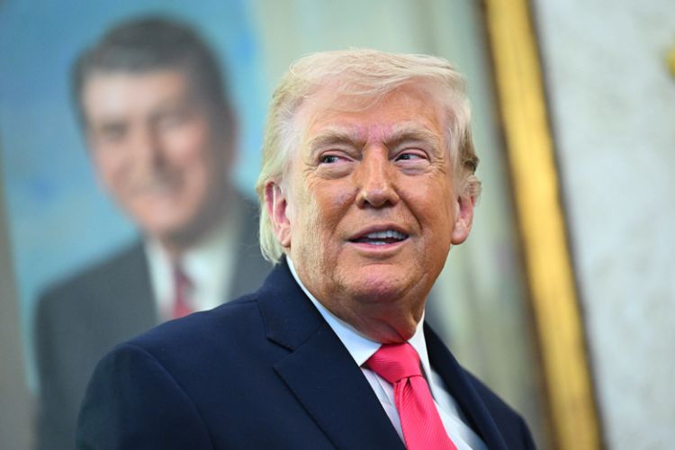 Donald Tramp idrak testindən keçdi: Ağ Ev liderinə hansı suallar verilib?