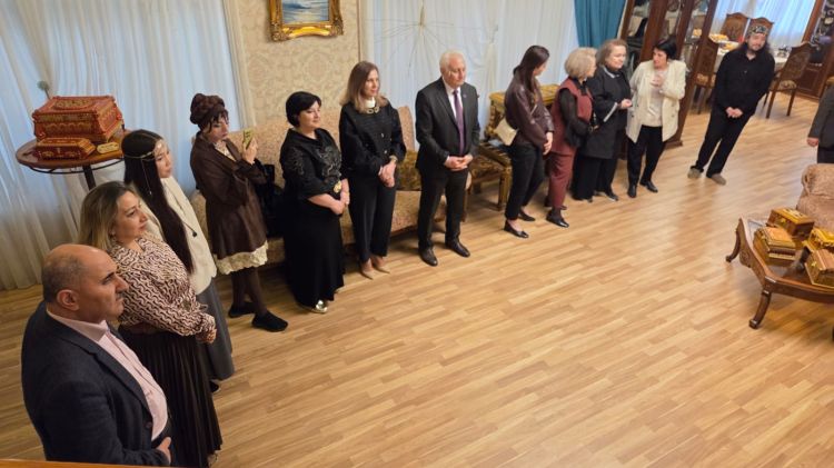 Mirzə Qədim İrəvani irsi dünya dahiləri ilə eyni tərəzidə - FOTO