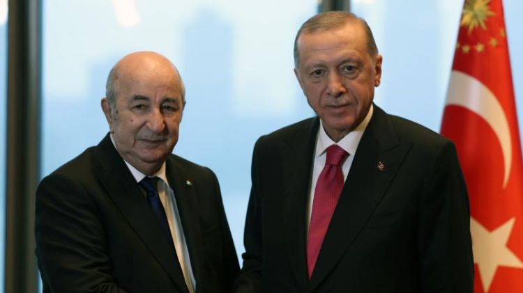 Əlcəzair Prezidenti Türkiyəyə gedir