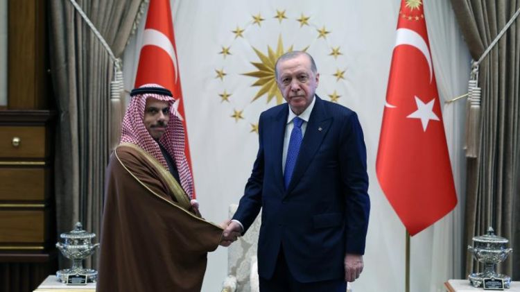 Ərdoğan Səudiyyə Ərəbistanının xarici işlər nazirini qəbul edib.