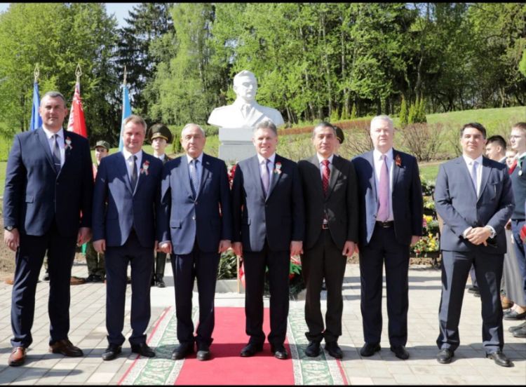 Minskdə Sovet İttifaqı Qəhrəmanı Nəcəfqulu Rəfiyevin xatirəsi anılıb