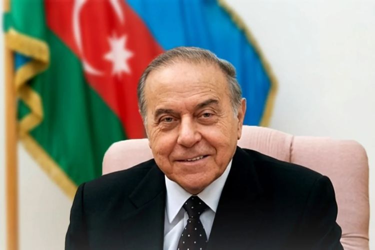 Azərbaycan XİN Heydər Əliyevlə bağlı paylaşım edib - FOTO