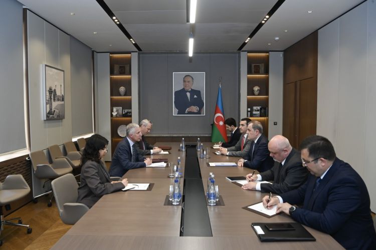 Britaniya səfiri Fergus Auldun Azərbaycanda diplomatik fəaliyyəti başa çatıb