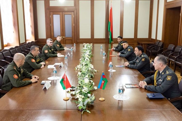 Azərbaycan və Belarus MN-in hərbi informasiya nümayəndələrinin işçi görüşü keçirilib - FOTO