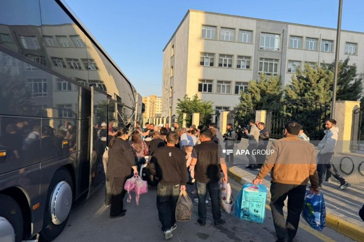 Zəngilan və Cəbrayılın Şükürbəyli kəndinə köç karvanları yola salınıb