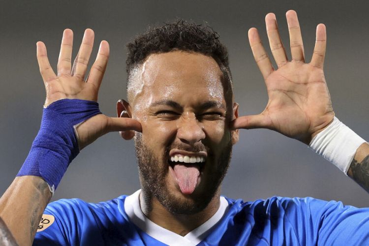 Futbolçu Neymar İtaliya vətəndaşlığını əldə edib