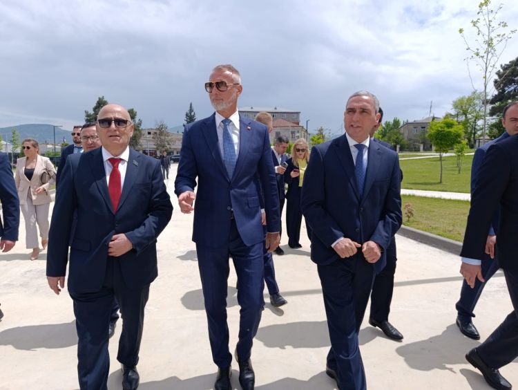 Rixard Raşi Xankəndidə quruculuq işləri ilə tanış olub - FOTO