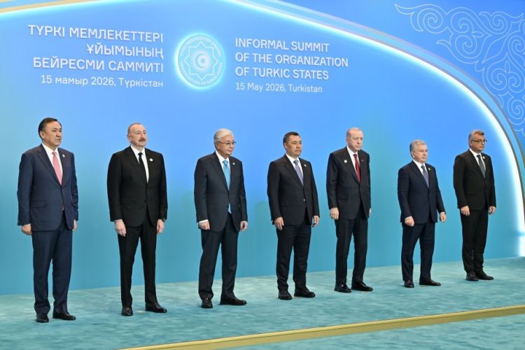 Prezident İlham Əliyev Türküstanda TDT-nin qeyri-rəsmi Zirvə görüşündə iştirak edib - FOTO - YENİLƏNİB