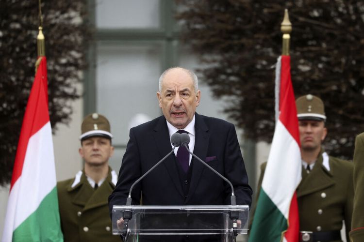 Macarıstan Prezidenti Madyarın istefa çağırışını  rədd etdi