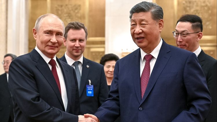 Putin Si Cinpin ilə danışıqları məhsuldar adlandırdı