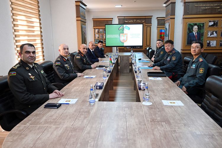 Azərbaycan və Qazaxıstan arasında hərbi təhsil sahəsində islahatlar müzakirə edilib - FOTO