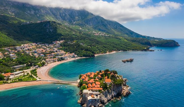 Monteneqroya gedəcək Azərbaycan vətəndaşlarının nəzərinə!