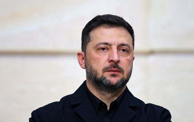 Zelenski: Bu gecə Rusiyanın Ukraynaya kütləvi hücumu ola bilər