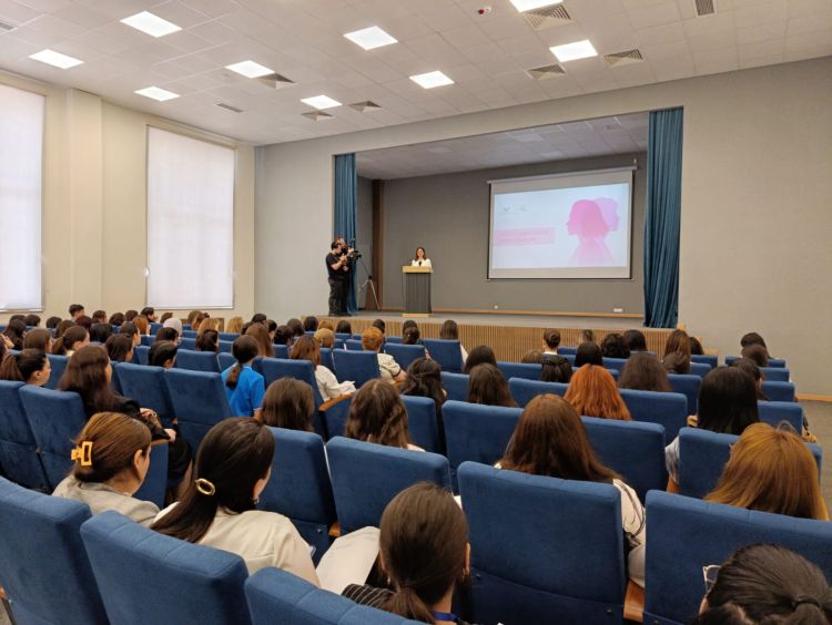 Xankəndidə “Güclü cəmiyyətin zərif simaları” layihəsi çərçivəsində görüş keçirilib -  FOTO 