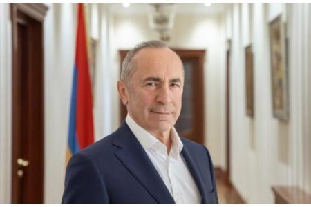 Azərbaycanla sülh müqaviləsi imzalanacaq - Robert Köçəryan