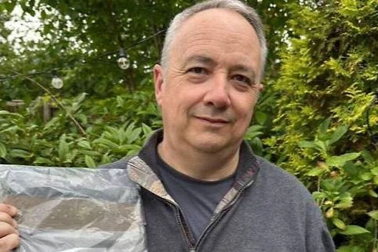Britaniyada poçt sifariş edilən jurnalı 19 il sonra çatdırdı