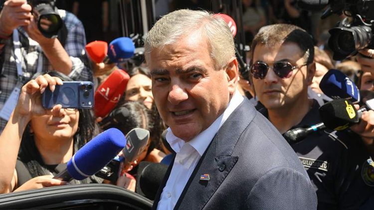 Karapetyanın bloku Ermənistandakı seçkilərin etibarsız elan edilməsini tələb edir