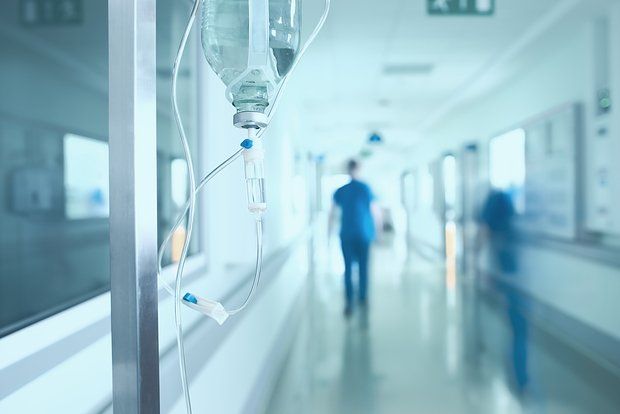 Səhvən xərçəng diaqnozu qoyulan kişi yeddi il  "müalicə" olundu