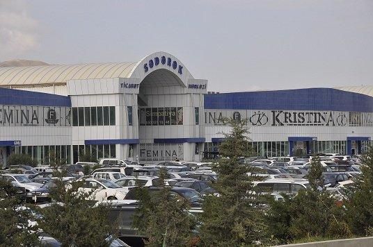 "Sədərək"də biznesmen bıçaqlandı