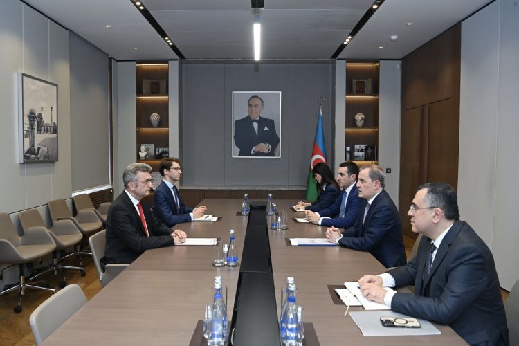 Ceyhun Bayramov Ralf Horlemannı qəbul edib 