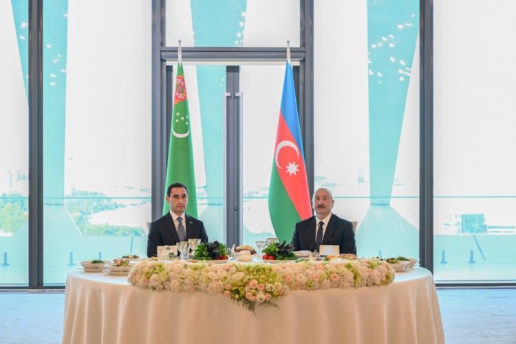 İlham Əliyevin adından Sərdar Berdiməhəmmədovun şərəfinə dövlət ziyafəti verilib