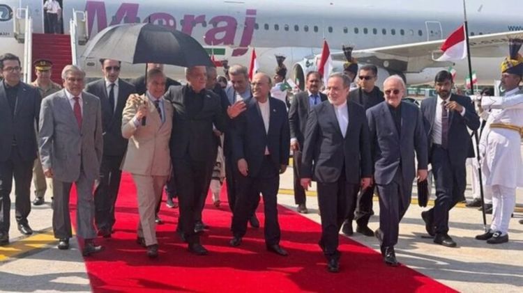 Məsud Pezeşkian Pakistanda səfərdədir