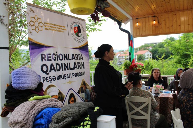 Laçında toxuculuq üzrə növbəti təlim uğurla başa çatıb - FOTO 