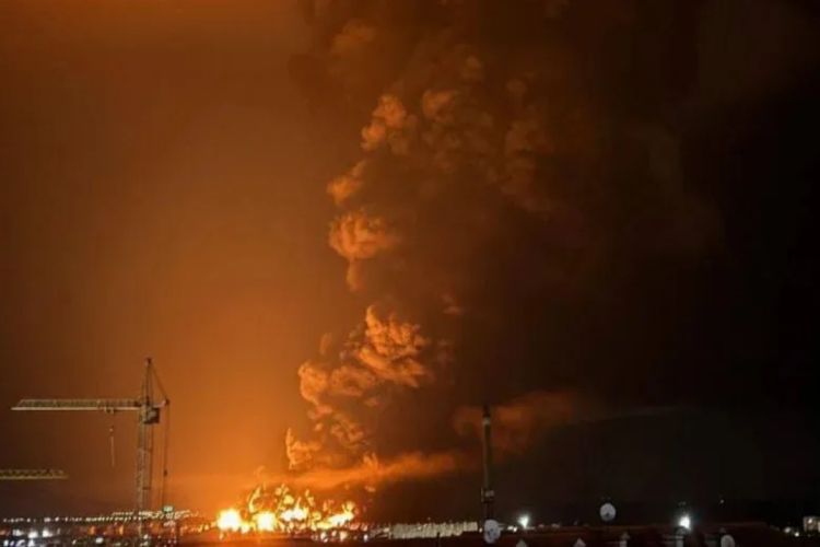 Ukrayna Krımda iki hərbi aerodromu  bombalayıb