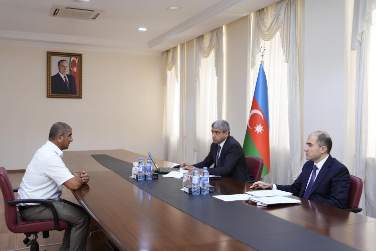 Nazir Anar Əliyev Salyanda vətəndaşları qəbul edib - FOTO 