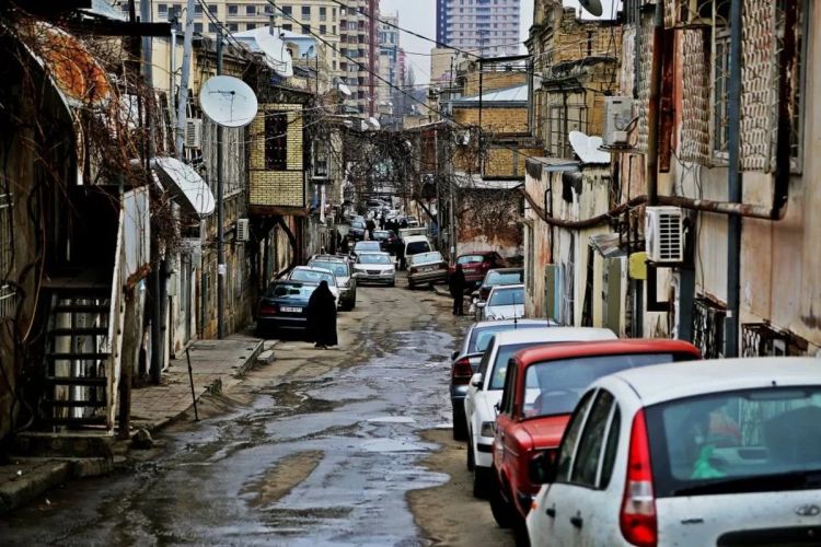 Yasamalda vətəndaşın evi qanunsuz sökülür? -  Rəsmi açıqlama