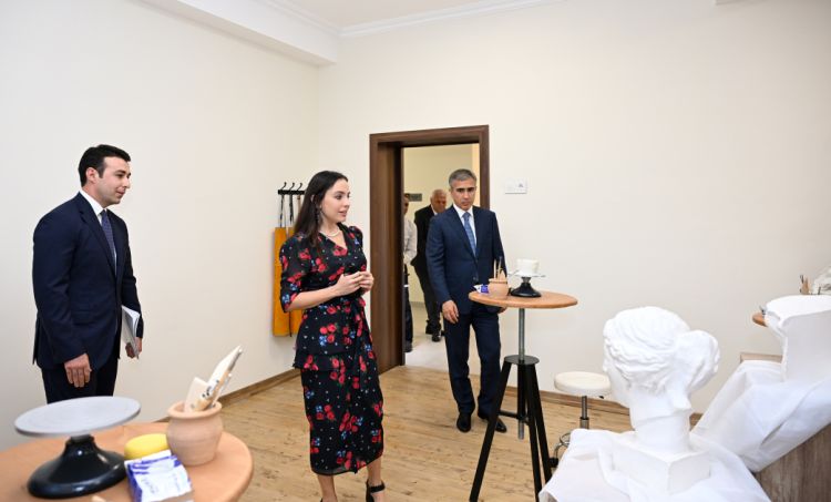Leyla Əliyeva Şəki Şəhər İncəsənət Məktəbində olub - FOTO 