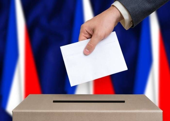 Fransada prezident seçkilərinin tarixi açıqlanıb