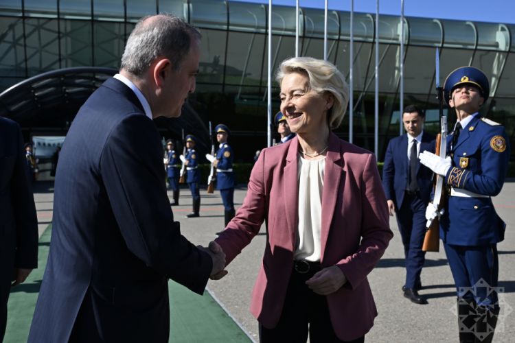 Ursula Fon der Lyayenin Azərbaycana səfəri başa çatıb - FOTO 