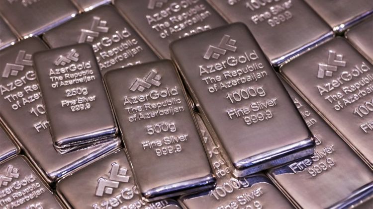“AzerGold” ilk dəfə yerli bazara  gümüş külçələr təqdim etdi