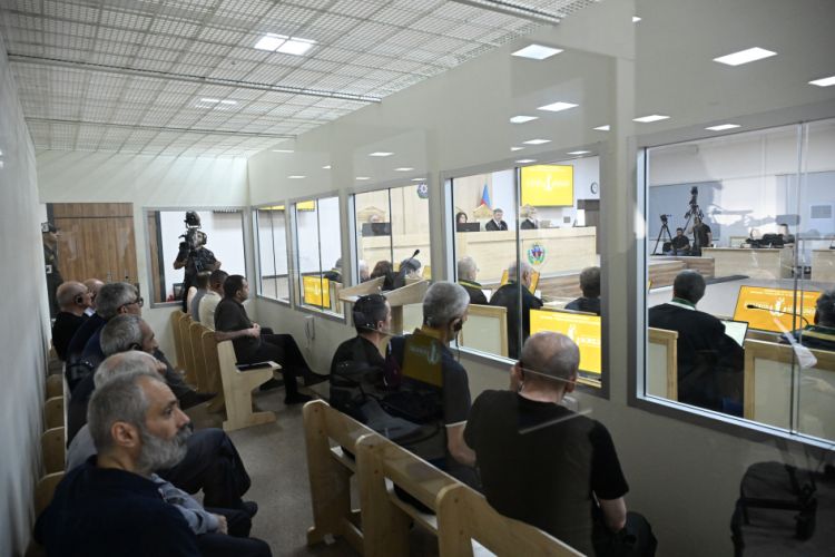 Ermənistan vətəndaşlarının şikayətləri üzrə apellyasiya məhkəməsində təqsirləndirilən şəxslərin vəsatətlərinə baxılıb