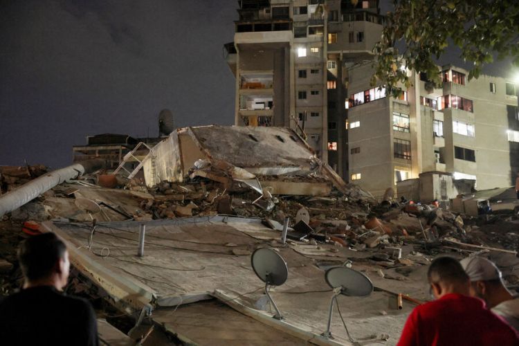 Venesuelada 12 yaşlı qız ketçup və pendir yeyərək dağıntılar altında sağ qaldı