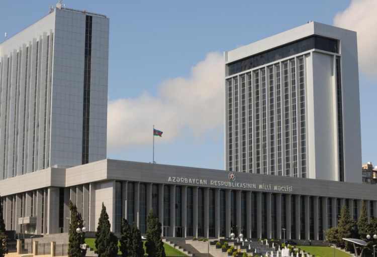 Milli Məclisin növbəti iclasının gündəliyi:  22 məsələ müzakirə olunacaq