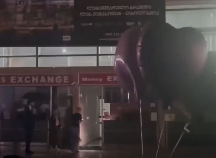 Güclü leysan yağışları Tbilisi hava limanını iflic edib