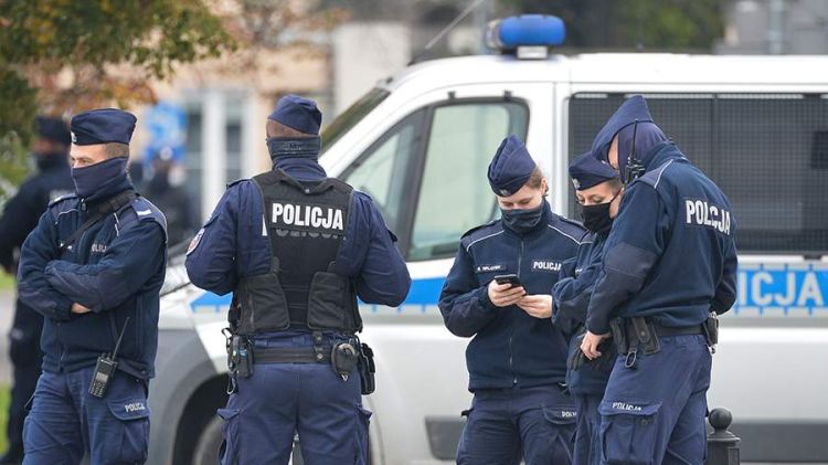 Polşada 19 yaşlı ukraynalı ana dilində danışdığına görə döyülüb